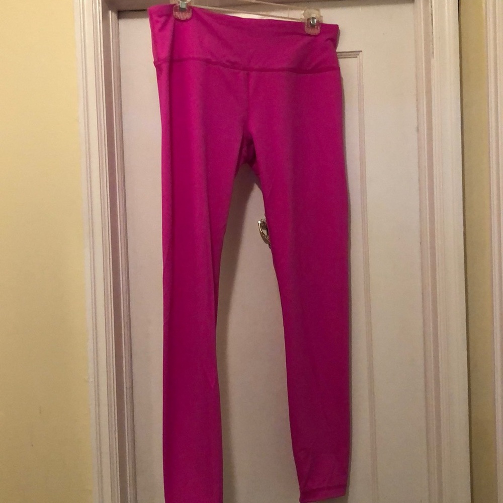 Super cute pink yoga pants